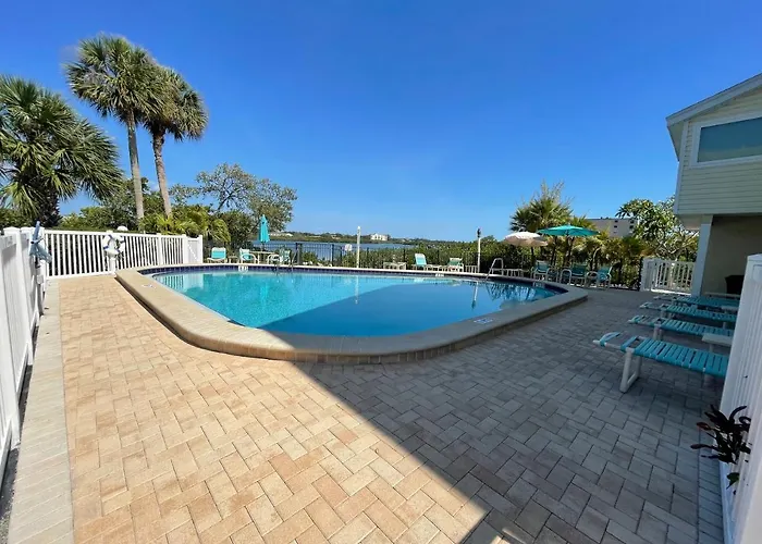 Bayview * Clearwater Beach