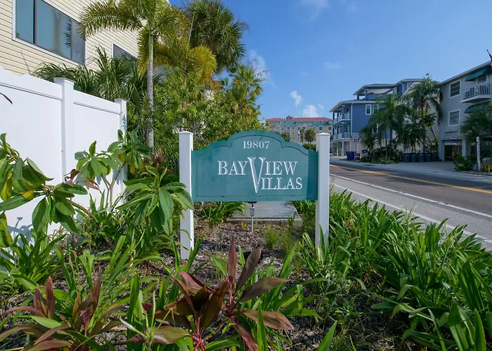 Apartment Bayview